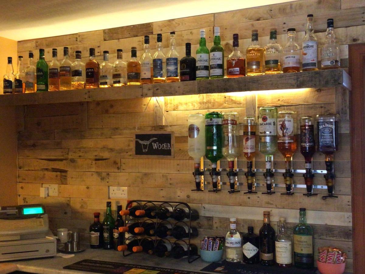 Loch Ness Backpackers Lodge Drumnadrochit Ngoại thất bức ảnh